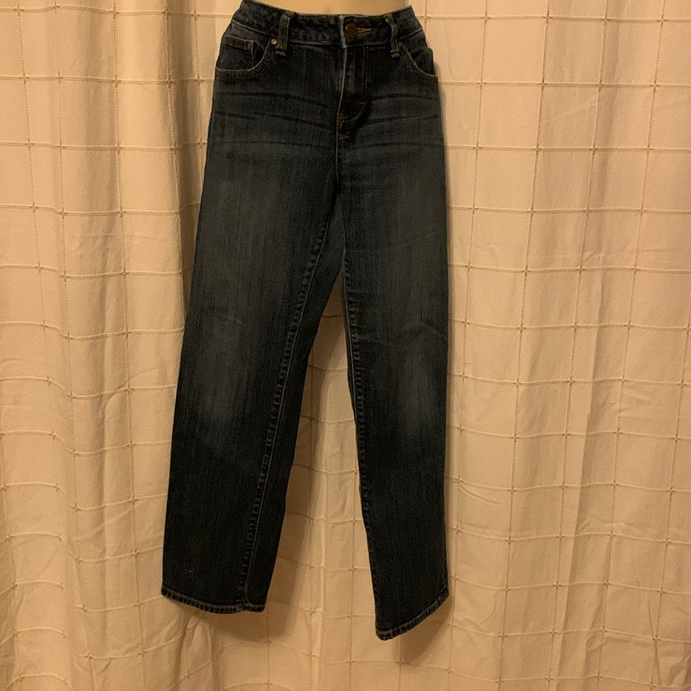 Jennifer Lopez skinny jeans.